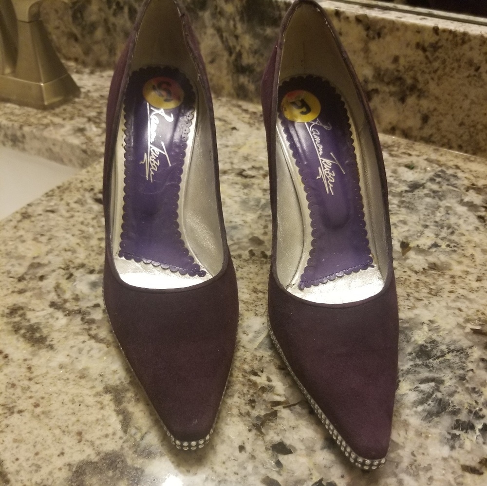 Ramon Tenza purple suede heels